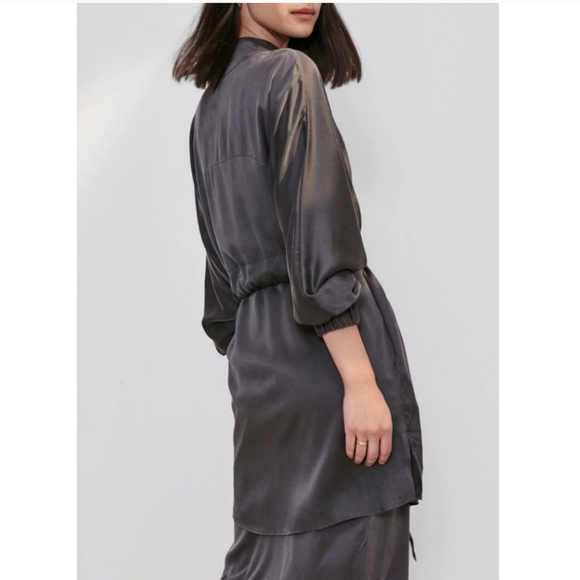 Lunya Women's Washable Silk Robe - Picture 3 of 7